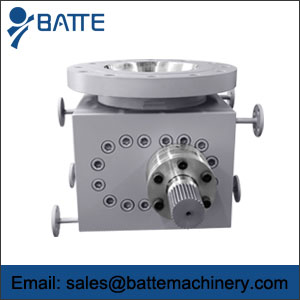 discharge melt pump