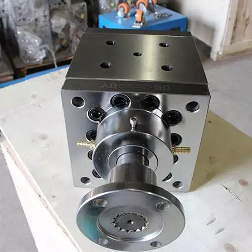 melt gear pump for twin screw extruder