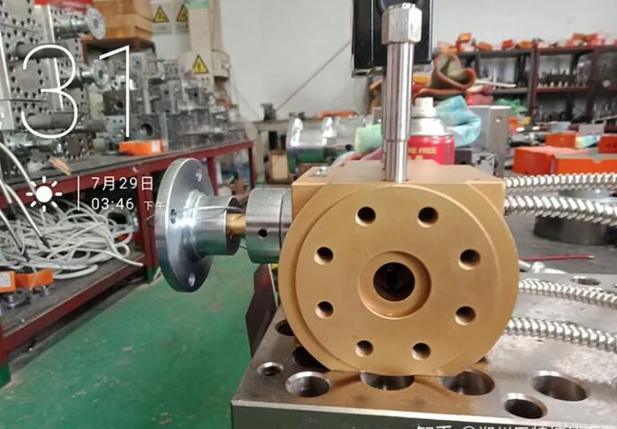 ZB-E high temperature melt pump