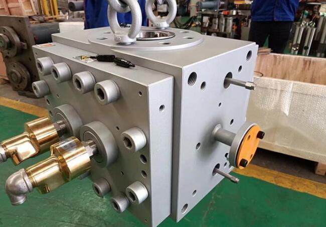 PVC melt gear pump