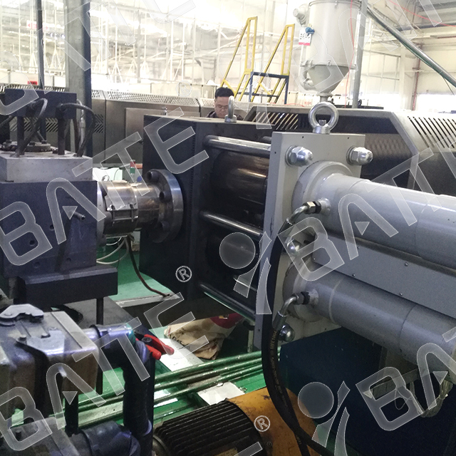 polymer melt gear pump