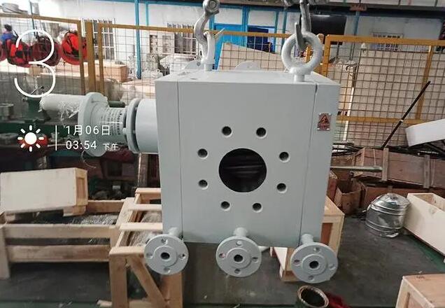 polymer melt pump