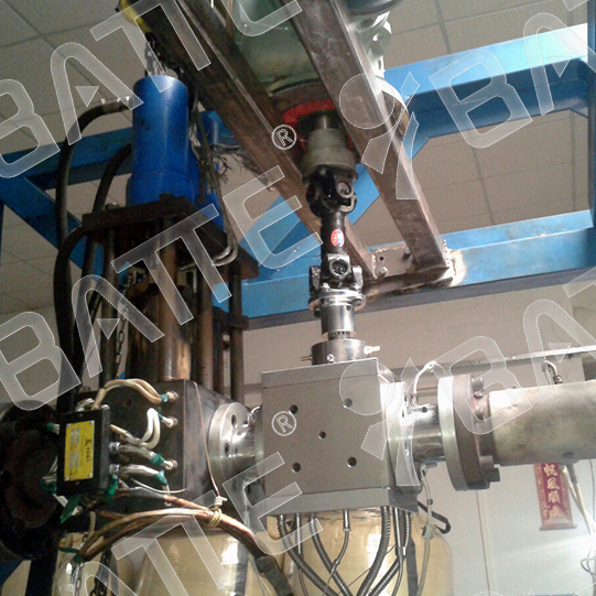 extrusion melt pump