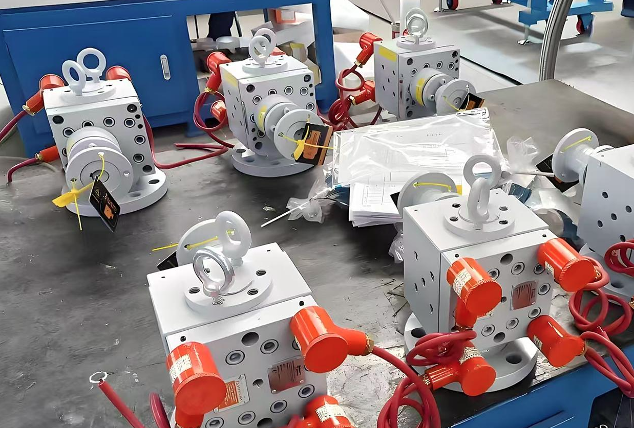 pipeline melt pump