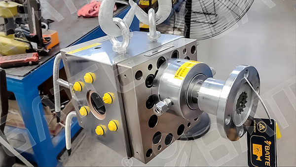extruder melt pump