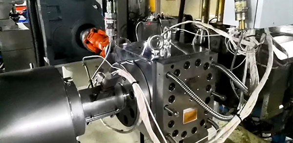 TPU extrusion melt pump