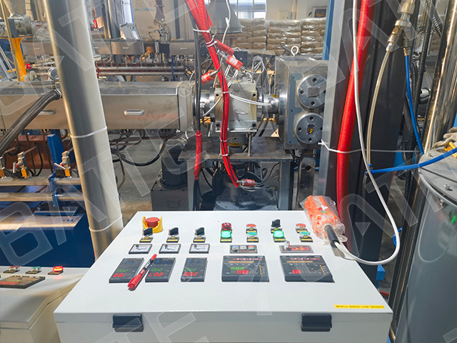 PP modified pelletizing screen changer