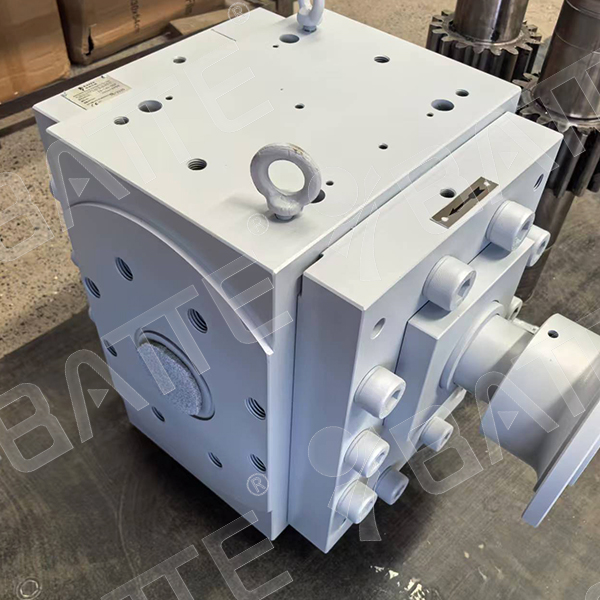 melt pump in extruder