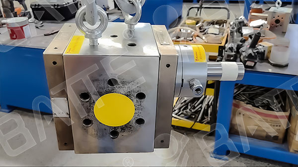 melt gear pump
