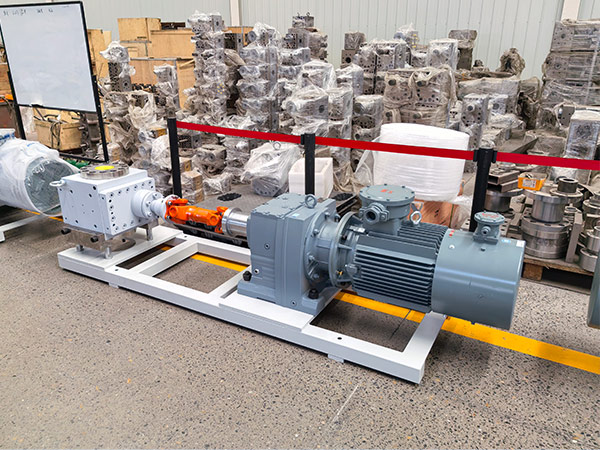 1000cc melt pump