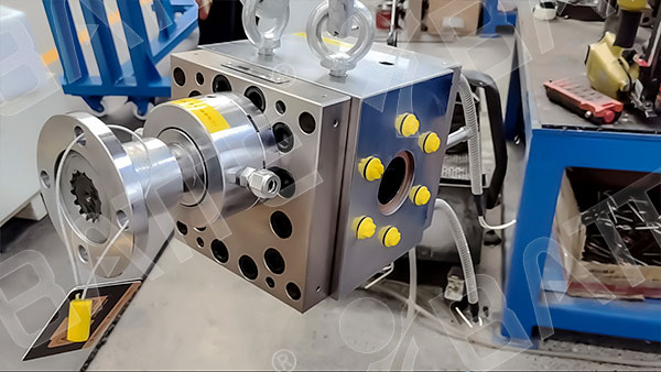 melt pump