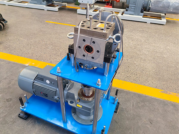 polymer lab extrusion melt pump