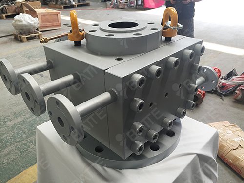 Degradable plastic melt pump